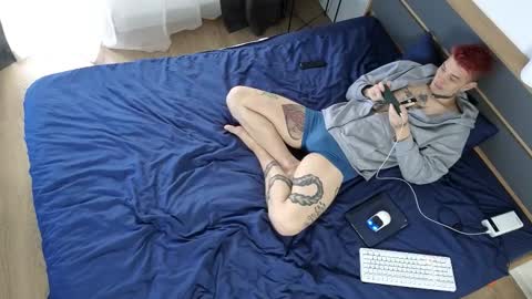 Denis online show from 10-23-25, 07:40