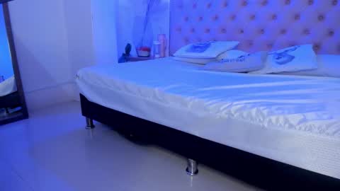 Snapshot of denisse_logan chatting on 11-03-25, 03:08 denisse_logan online show from 11-03-25, 03:08