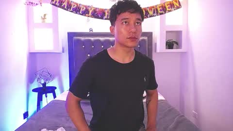 Snapshot of denizer_healer chatting on 10-27-25, 12:42 DENIZER online show from 10-27-25, 12:42