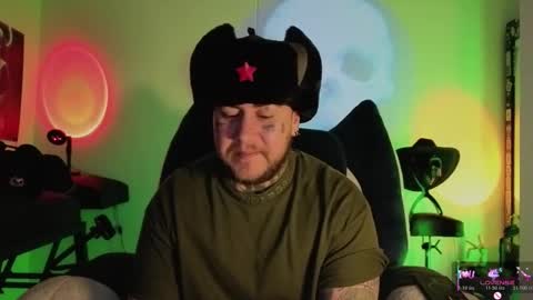 Oliver online show from 01-15-26, 01:10