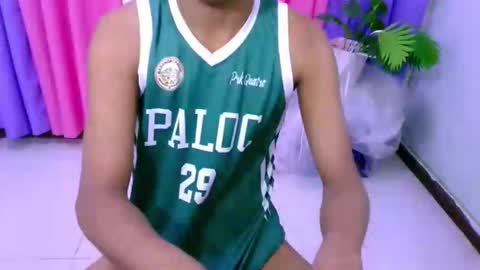 Snapshot of dennis_asiancock chatting on 09-26-25, 05:33 Dens online show from 09-26-25, 05:33