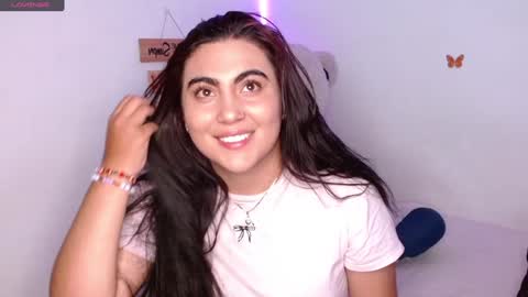 Snapshot of dennis_love_ chatting on 12-18-24, 04:42 rosse online show from 12-18-24, 04:42