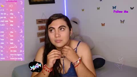 Snapshot of dennis_love_ chatting on 02-19-25, 03:06 rosse online show from 02-19-25, 03:06