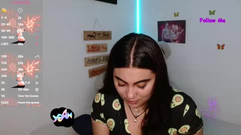 Snapshot of dennis_love_ chatting on 02-27-25, 02:21 rosse online show from 02-27-25, 02:21