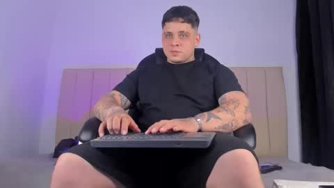 dennis munera online show from 02-17-26, 08:59