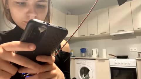 Snapshot of denniskibler chatting on 10-18-25, 03:35 Denni online show from 10-18-25, 03:35