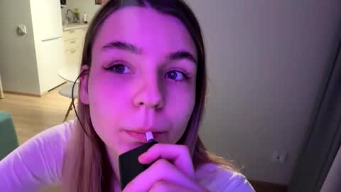 Denni online show from 03-06-26, 05:09