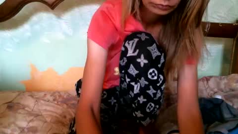 DennisXCarol online show from 09-15-25, 06:35