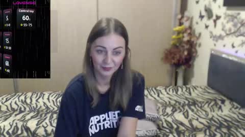 Snapshot of denysya chatting on 02-13-26, 02:13 Denysya online show from 02-13-26, 02:13