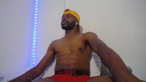 Snapshot of denzo_cornell chatting on 09-28-25, 04:07 denzo online show from 09-28-25, 04:07
