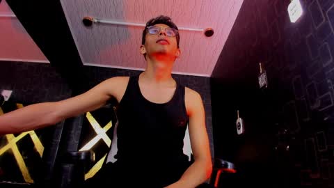 Snapshot of dereck_monroe chatting on 06-06-26, 02:00 Dereck online show from 06-06-26, 02:00