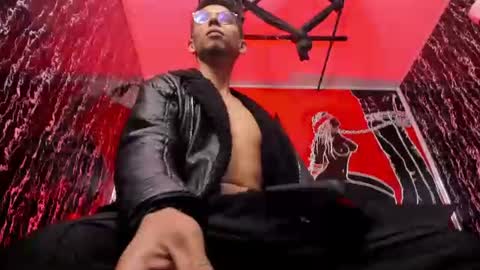 Snapshot of dereck_monroe chatting on 07-03-26, 07:53 Dereck online show from 07-03-26, 07:53