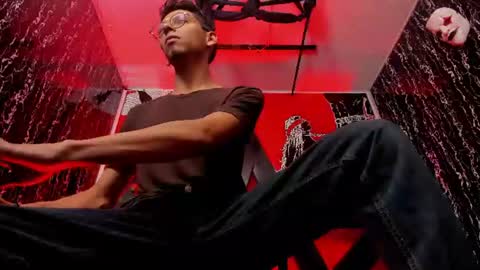 Snapshot of dereck_monroe chatting on 07-09-26, 05:17 Dereck online show from 07-09-26, 05:17