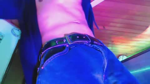 Snapshot of dereck_monroe chatting on 08-05-26, 04:59 Dereck online show from 08-05-26, 04:59