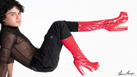 derek grey online show from 12-03-24, 05:45