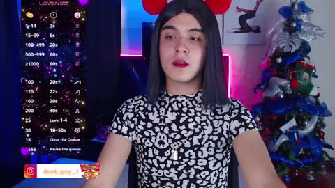 Snapshot of derek_greyy_ chatting on 01-02-25, 08:24 derek grey online show from 01-02-25, 08:24