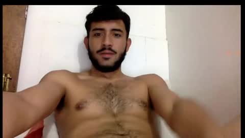 Snapshot of derek_smiith chatting on 02-25-25, 04:10 Derek smiith online show from 02-25-25, 04:10