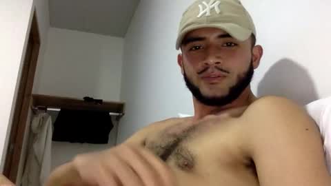 Snapshot of derek_smiith chatting on 11-15-25, 02:53 Derek smiith online show from 11-15-25, 02:53