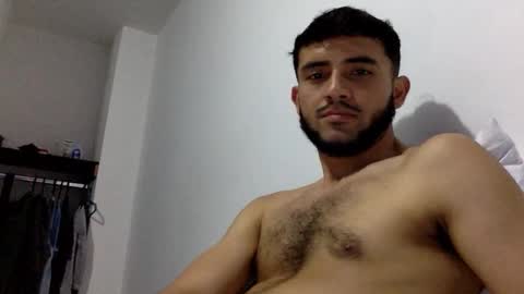 Snapshot of derek_smiith chatting on 12-02-25, 05:24 Derek smiith online show from 12-02-25, 05:24