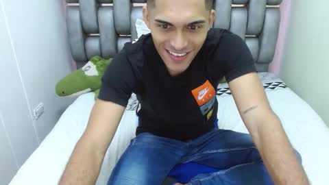 D E R E K online show from 10-25-25, 10:34