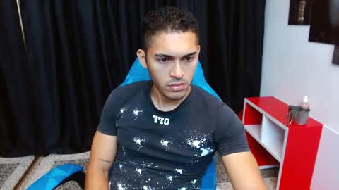 D E R E K online show from 12-22-25, 12:35