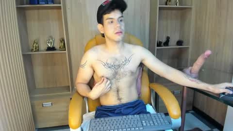 Snapshot of derek_voss chatting on 04-25-26, 02:03 derek_voss online show from 04-25-26, 02:03