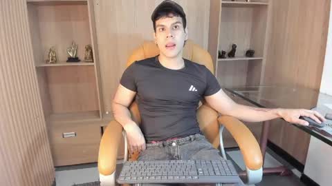 Snapshot of derek_voss chatting on 04-27-26, 12:58 derek_voss online show from 04-27-26, 12:58