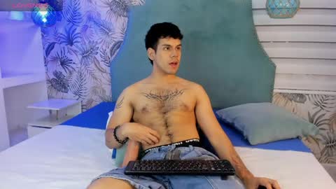 Snapshot of derek_voss chatting on 05-21-26, 08:38 derek_voss online show from 05-21-26, 08:38