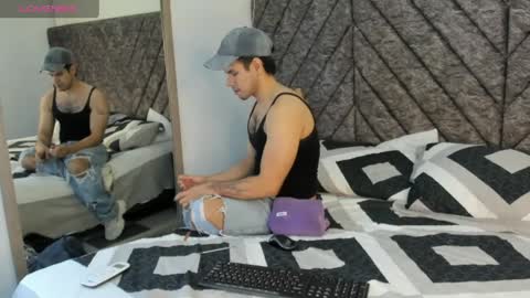 Snapshot of derek_voss chatting on 05-28-26, 12:24 derek_voss online show from 05-28-26, 12:24