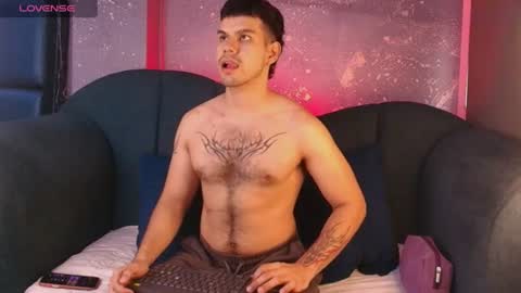 derek_voss online show from 07-18-26, 12:42