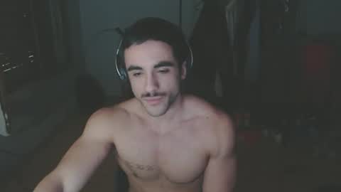 derekhuge online show from 11-06-25, 06:25