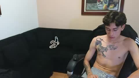 Derek online show from 05-19-26, 01:56