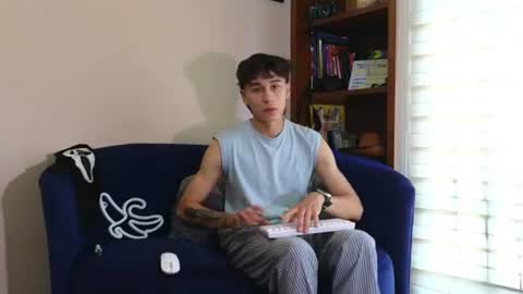 Derek online show from 06-21-26, 09:06