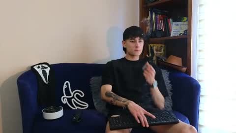 Derek online show from 06-24-26, 09:03