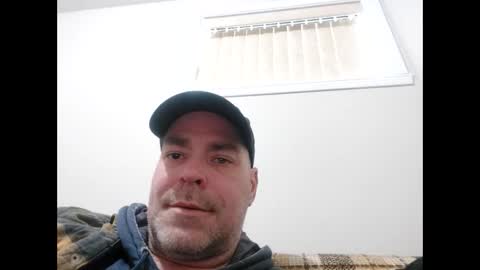 Snapshot of derf007 chatting on 02-24-25, 02:26 derf007 online show from 02-24-25, 02:26