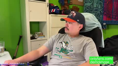 Derrick Hose online show from 01-21-25, 01:50