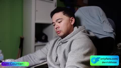 Derrick Hose online show from 09-18-25, 02:57