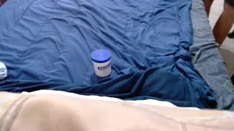 Snapshot of desertd0ng chatting on 10-19-25, 04:51 desertd0ng online show from 10-19-25, 04:51