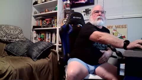 D K online show from 01-13-26, 03:12