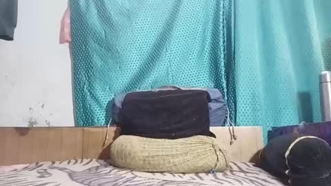 desi_boy799417 online show from 02-12-25, 05:26