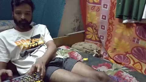 desi_boy799417 online show from 11-09-25, 06:55