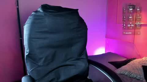 Snapshot of desi_latin chatting on 04-29-26, 08:37 NTMY guys im a kinda desi from Medellin online show from 04-29-26, 08:37