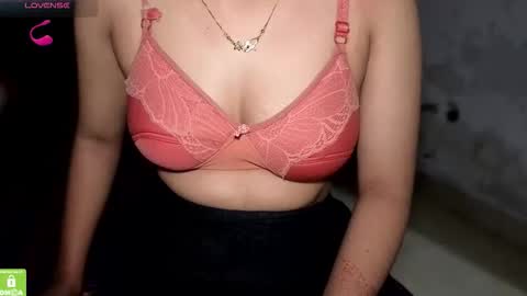 Eva and Adam online show from 10-28-25, 07:49