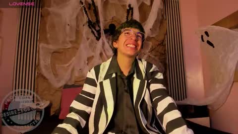 desire_ecstasy online show from 10-31-25, 01:34