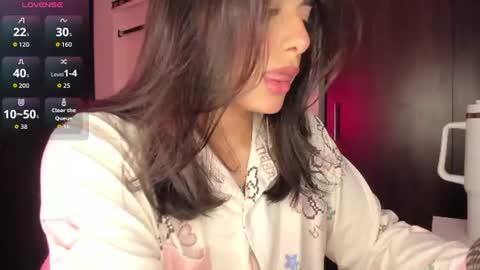 Sophie  online show from 07-21-26, 12:35