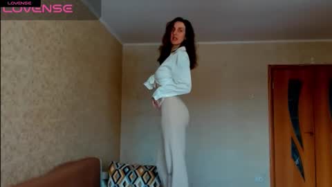 desired zoya online show from 02-20-26, 06:26