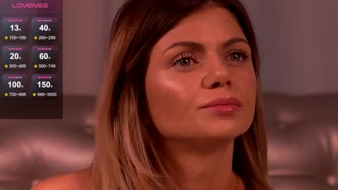 Snapshot of desiredmia_ chatting on 11-12-25, 06:03 Mia online show from 11-12-25, 06:03