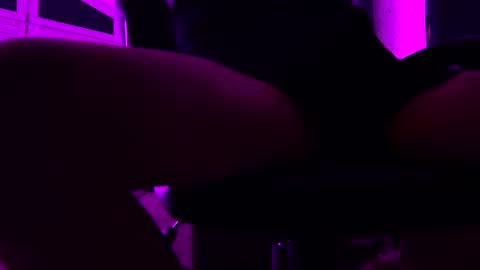 Snapshot of desiredsnack chatting on 01-17-26, 04:06 lecram online show from 01-17-26, 04:06