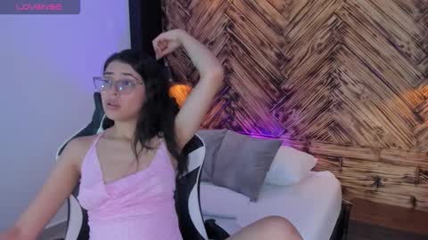 Snapshot of desireee_ chatting on 02-26-26, 01:10 desire online show from 02-26-26, 01:10