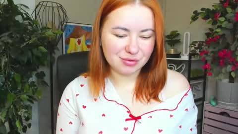 LAYLA online show from 12-14-25, 07:36